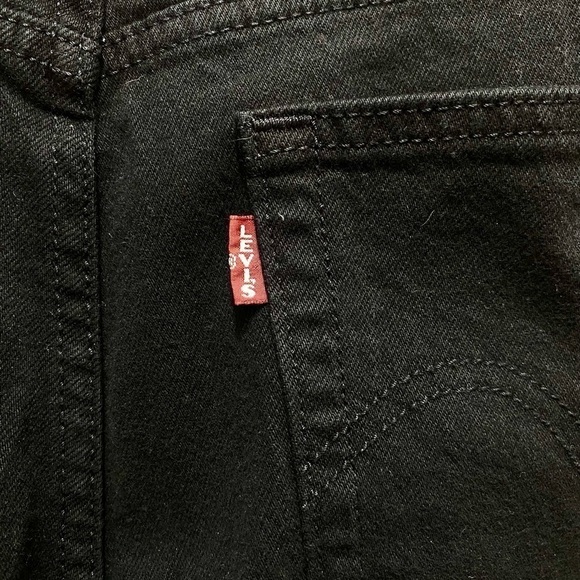 Levi’s Wedgie Straight Leg - Picture 6 of 8